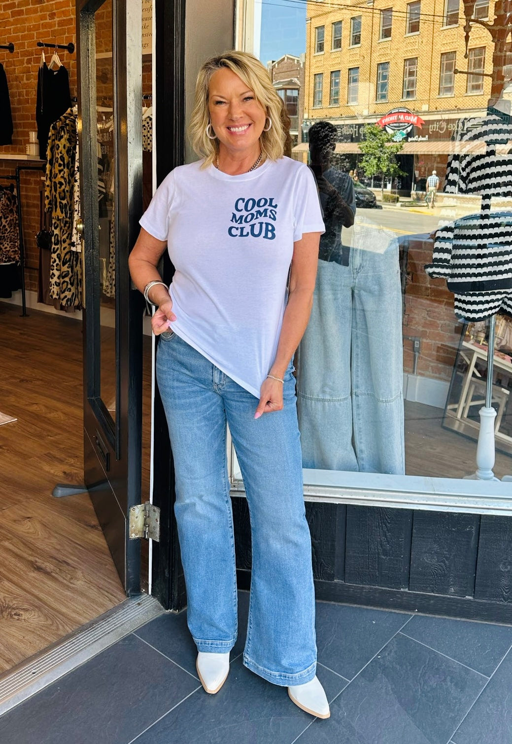 Cool Mom Club Tee