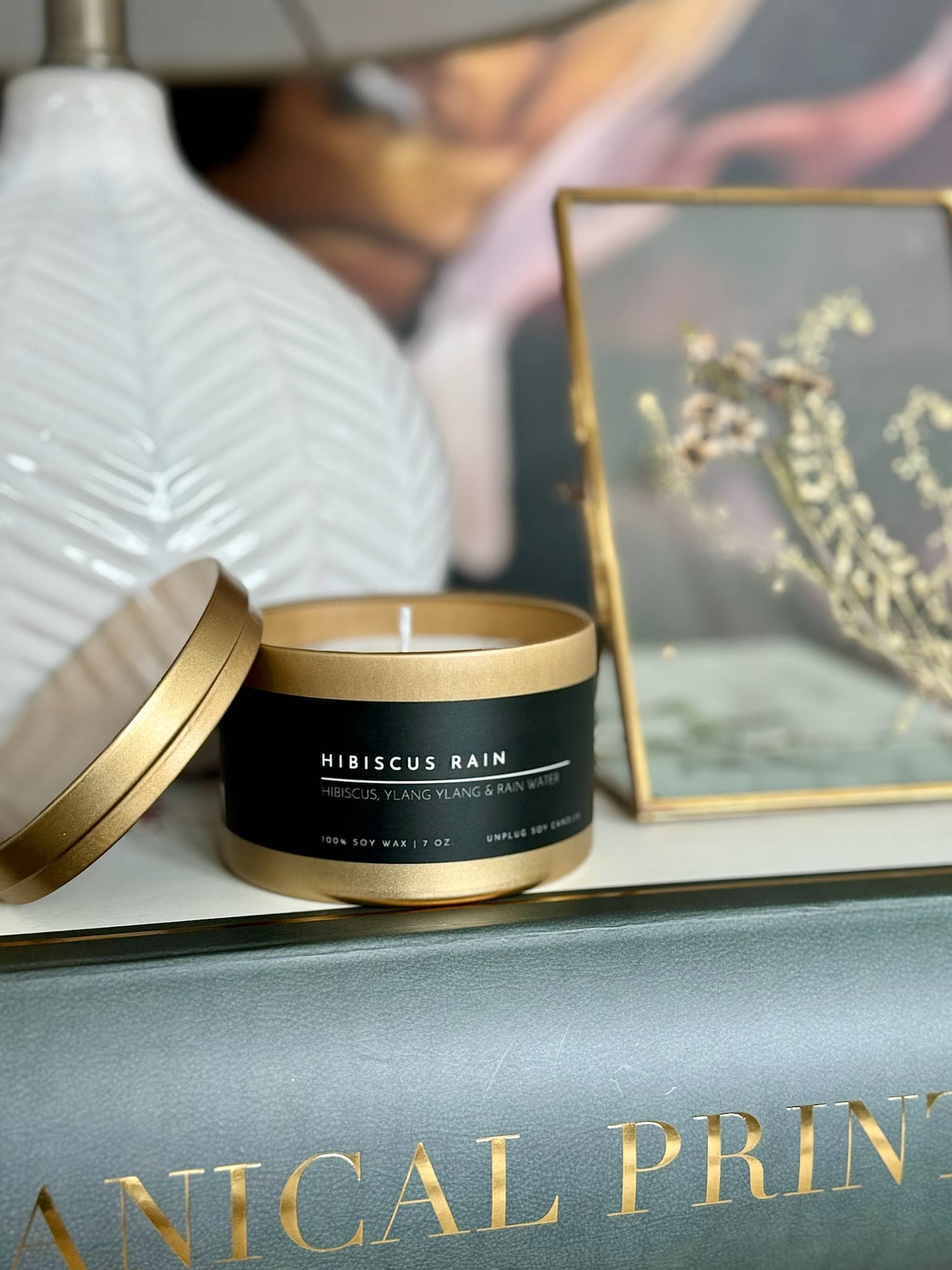 Matte Gold Travel Tin Soy Candle: Exotic Cardamom