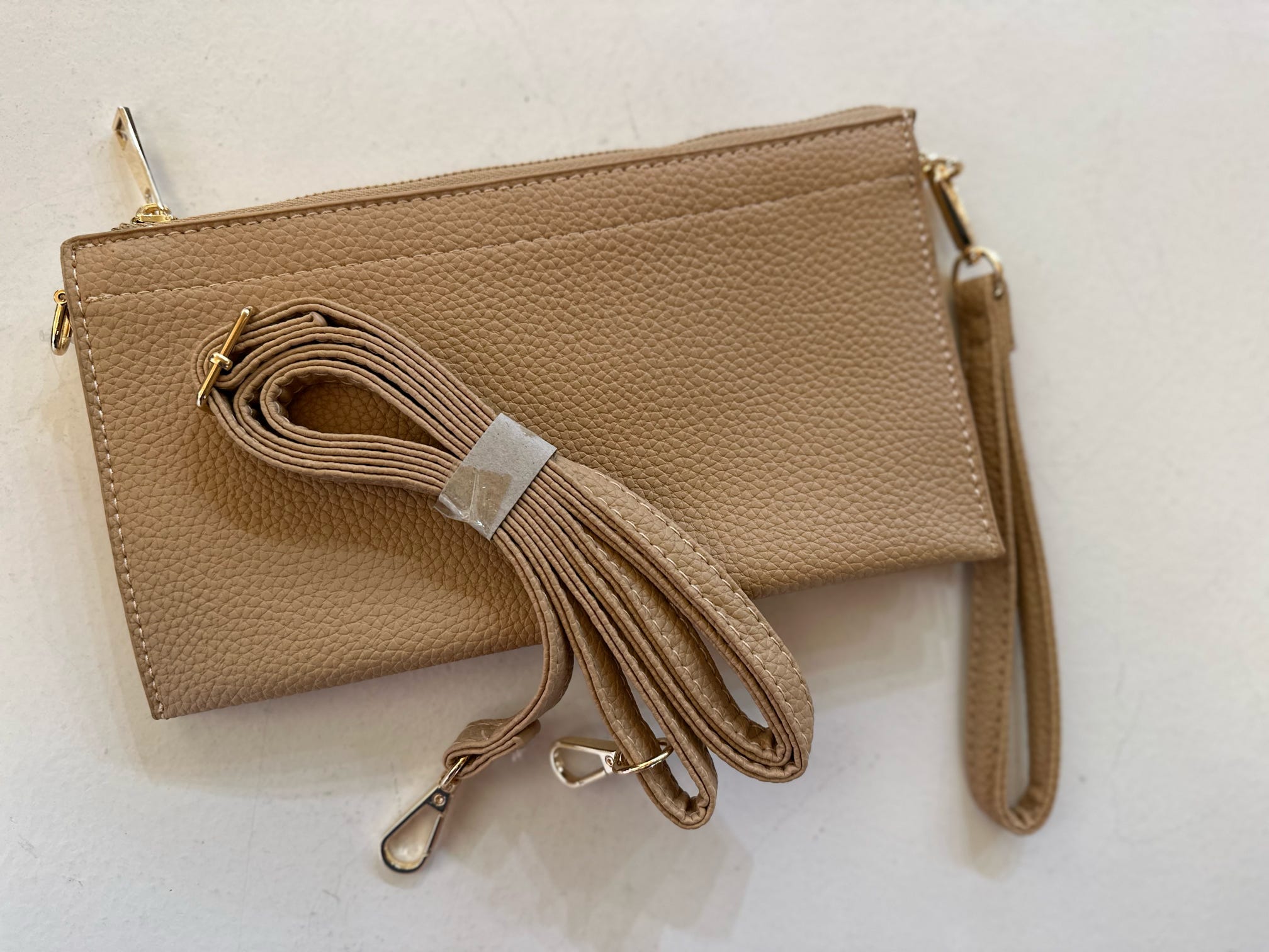 3-in-1 Crossbody/Wristlet/Clutch