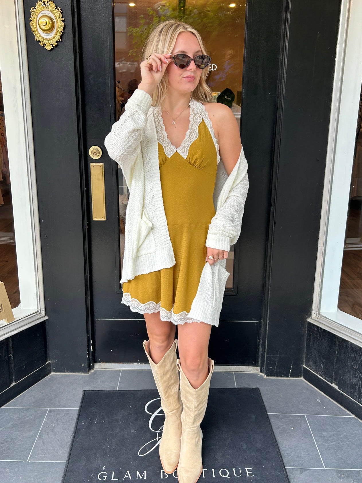 Camilo Cardigan