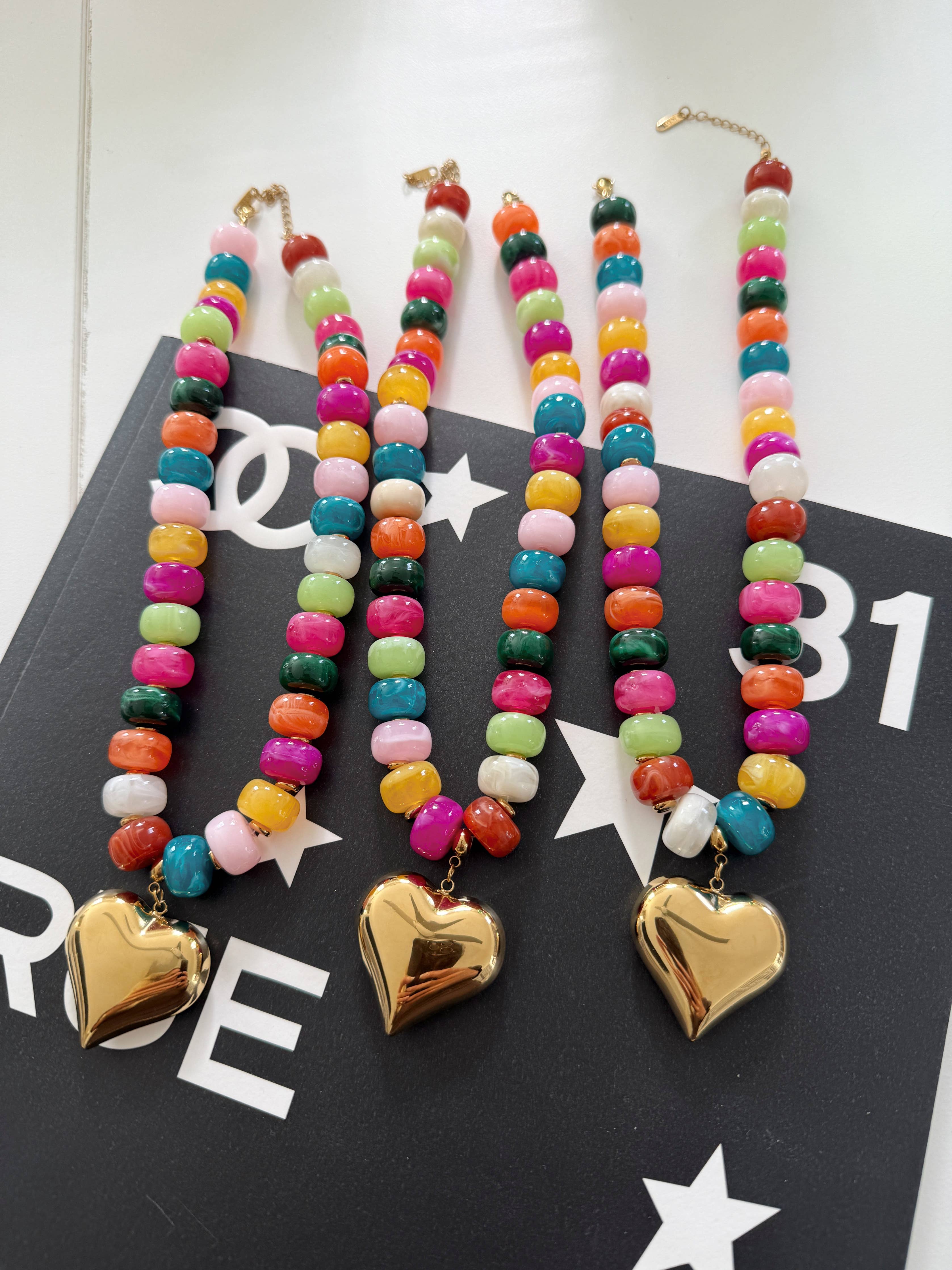 COLORFUL HEART NECKLACE