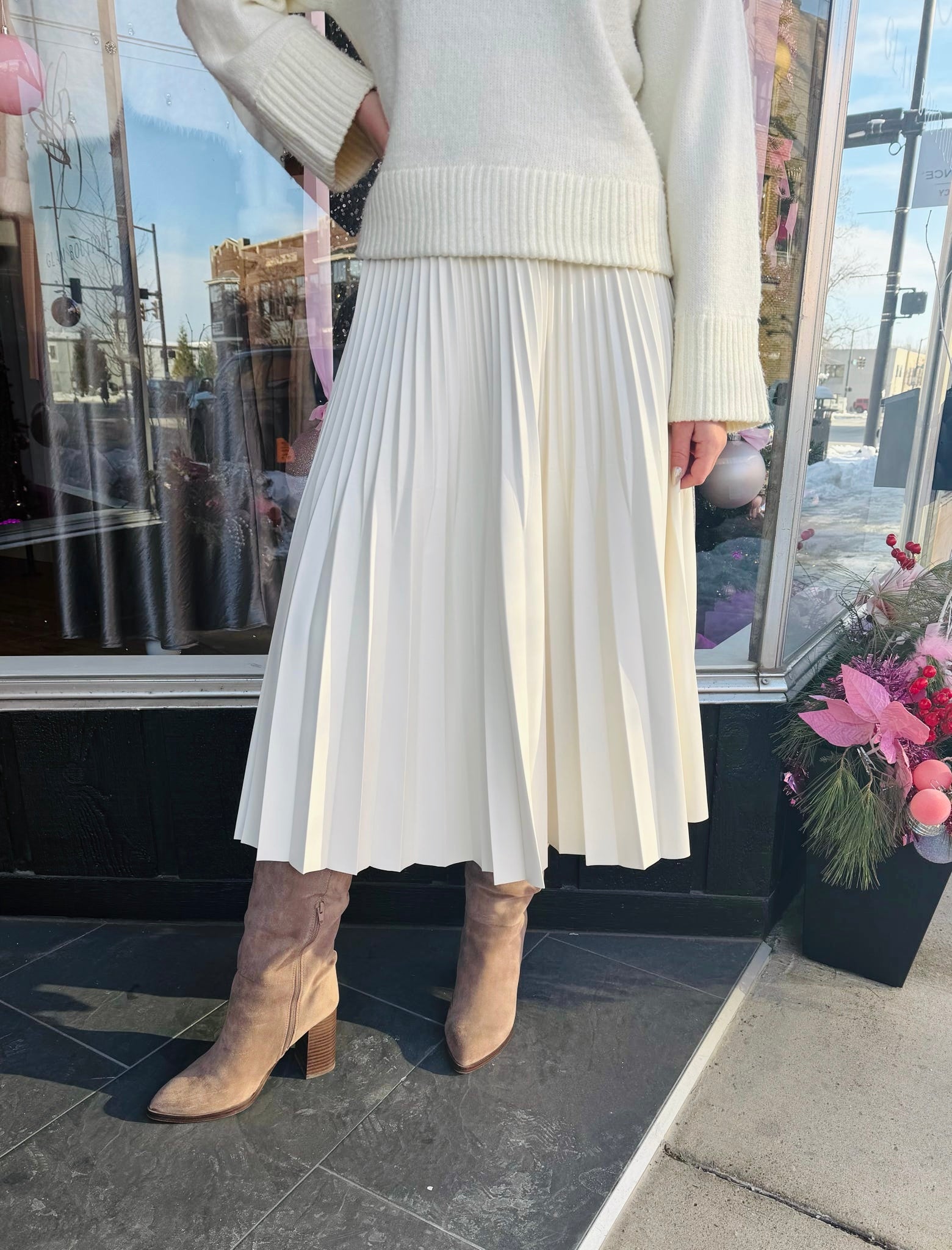 Billie pleated skirt