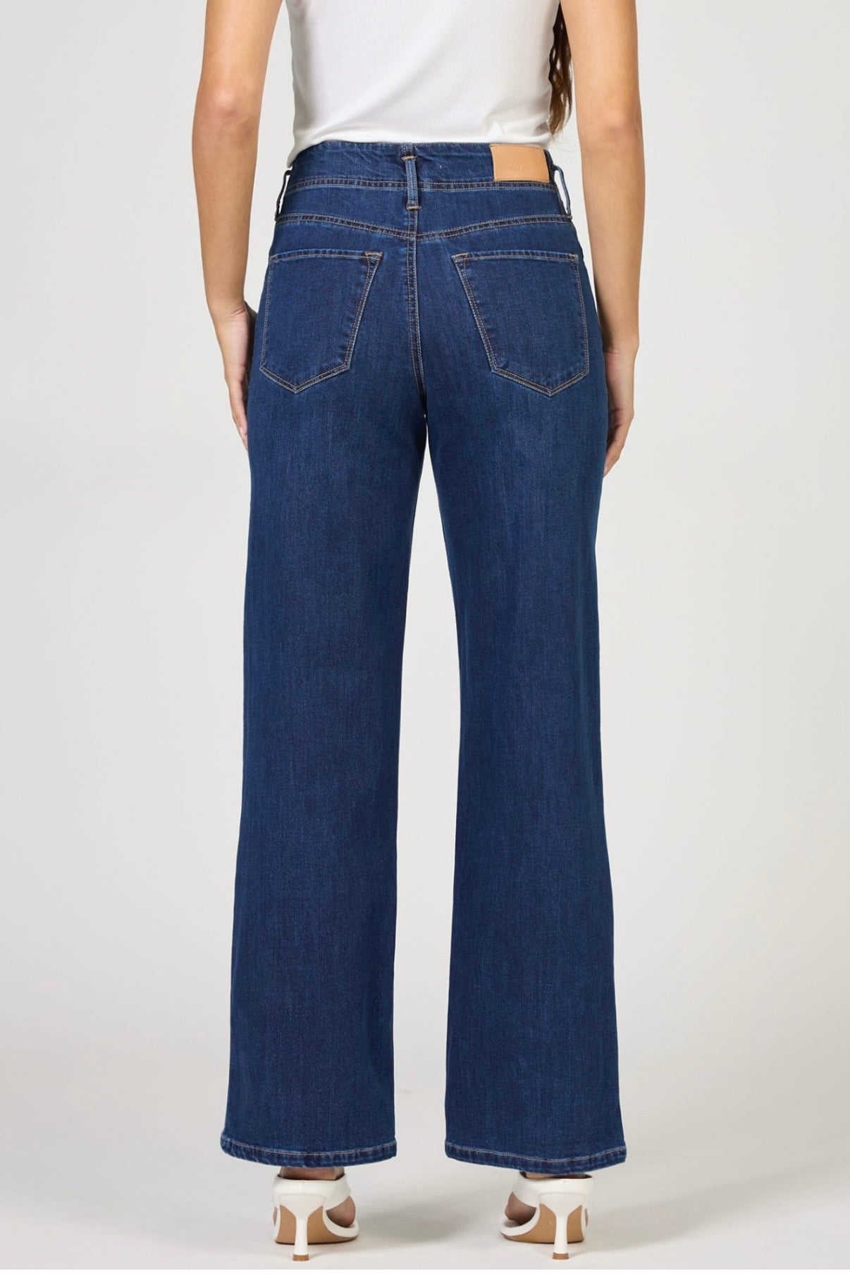 Holly Jean Star Demand