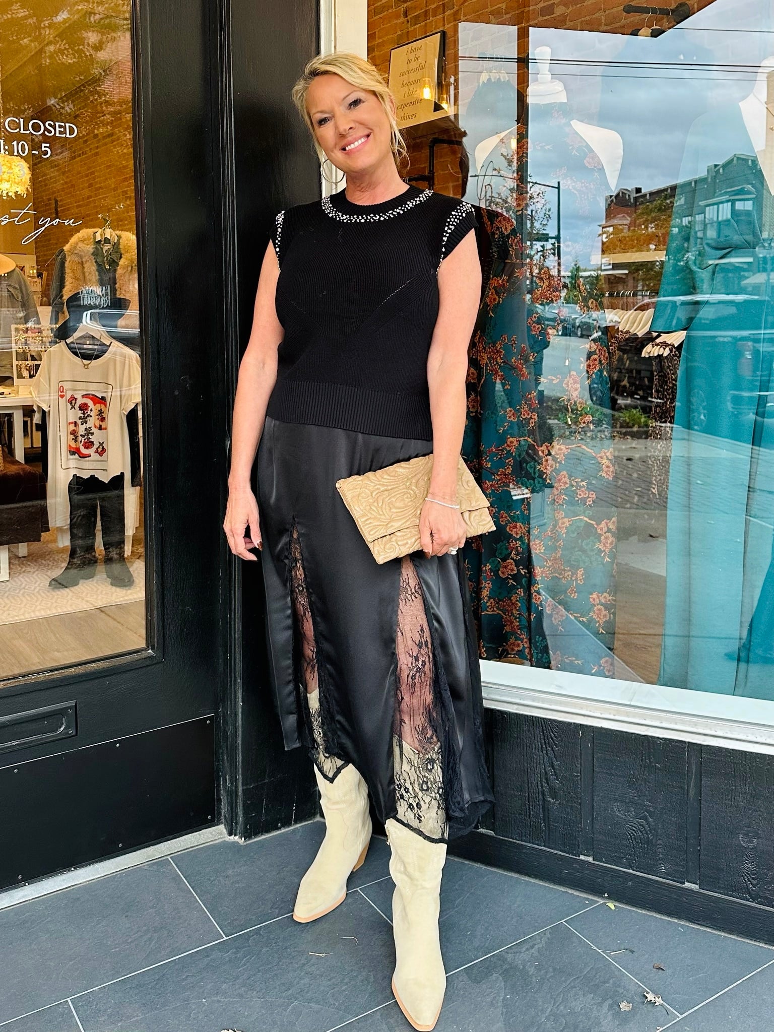 Yaritza Sleeveless Sweater