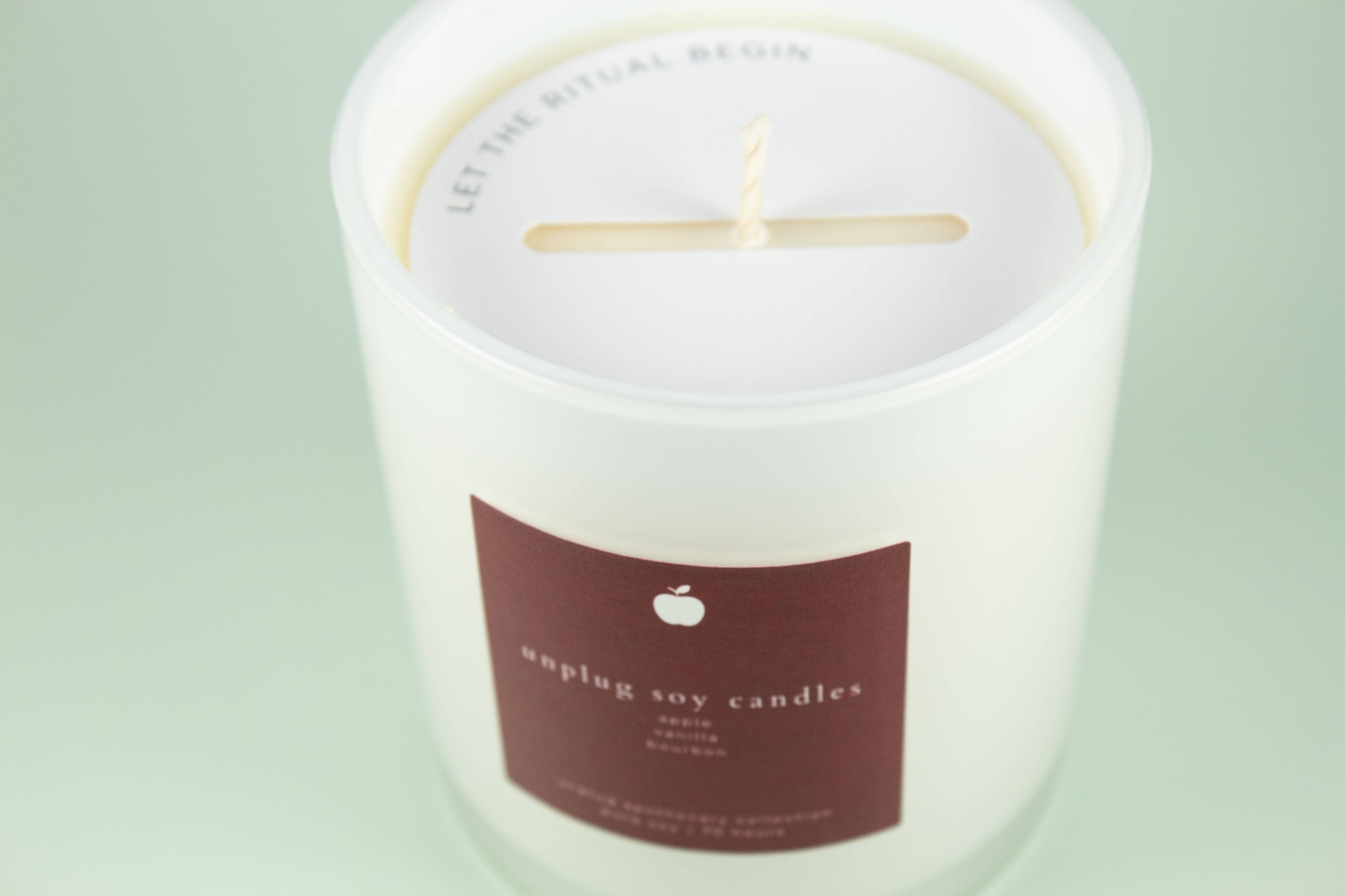 The Seasonal Edit – Apples & Maple Bourbon Soy Candle
