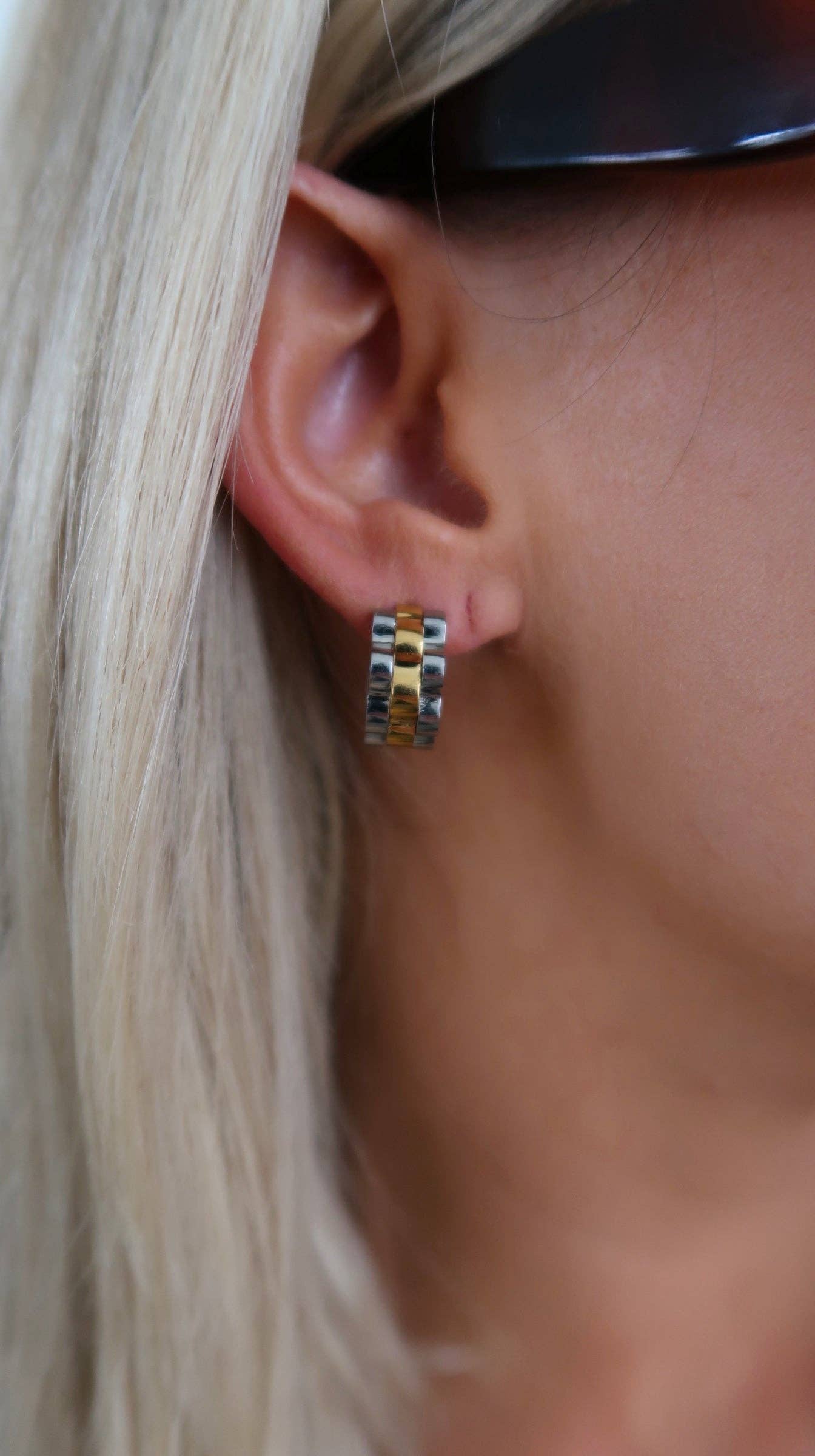 Small Two Toned Rolly Hoops