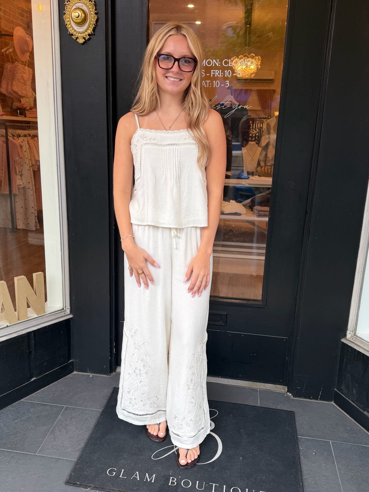 Sid Embroidered Woven Pant