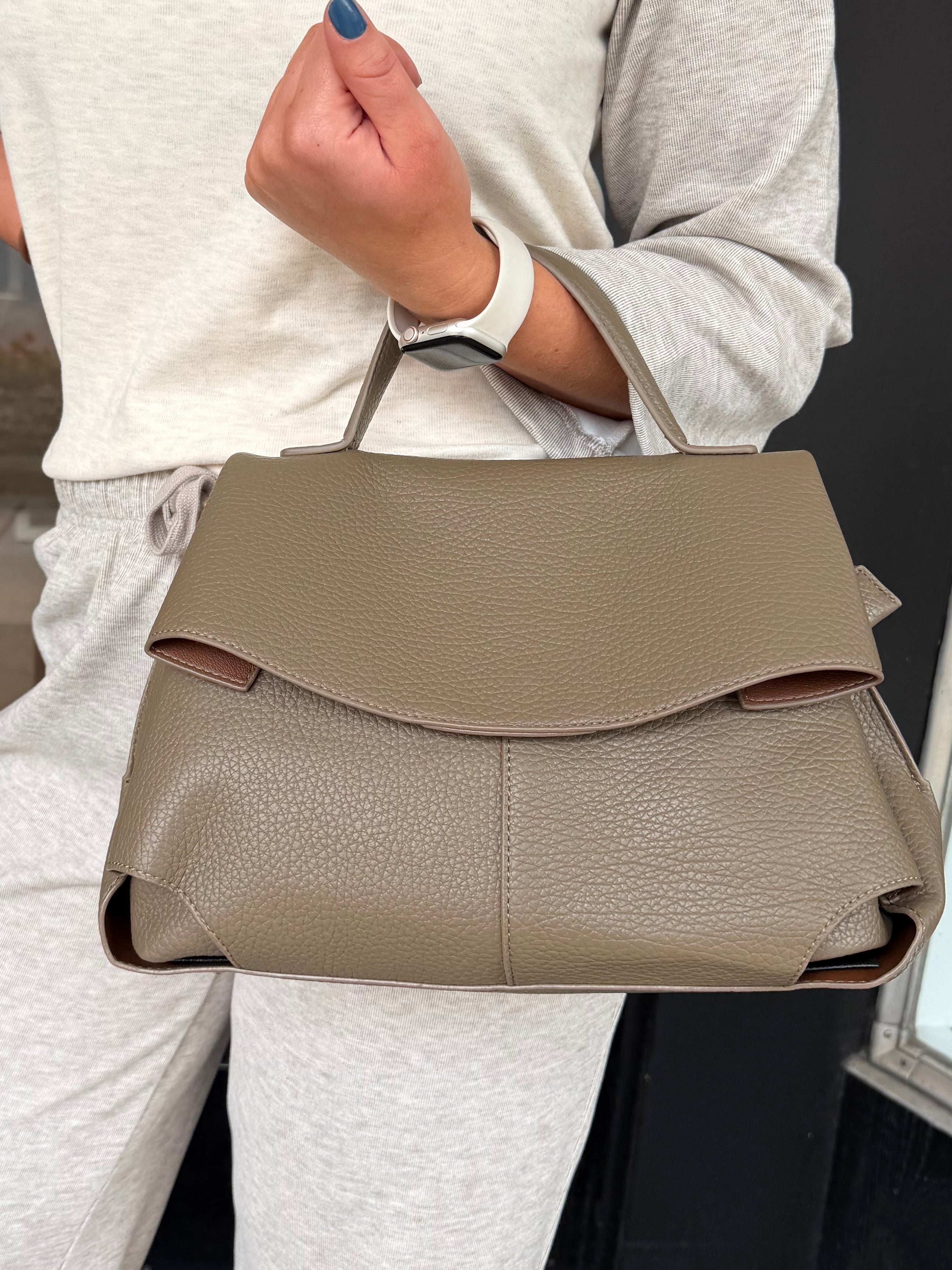 The Fifth Avenue Bag