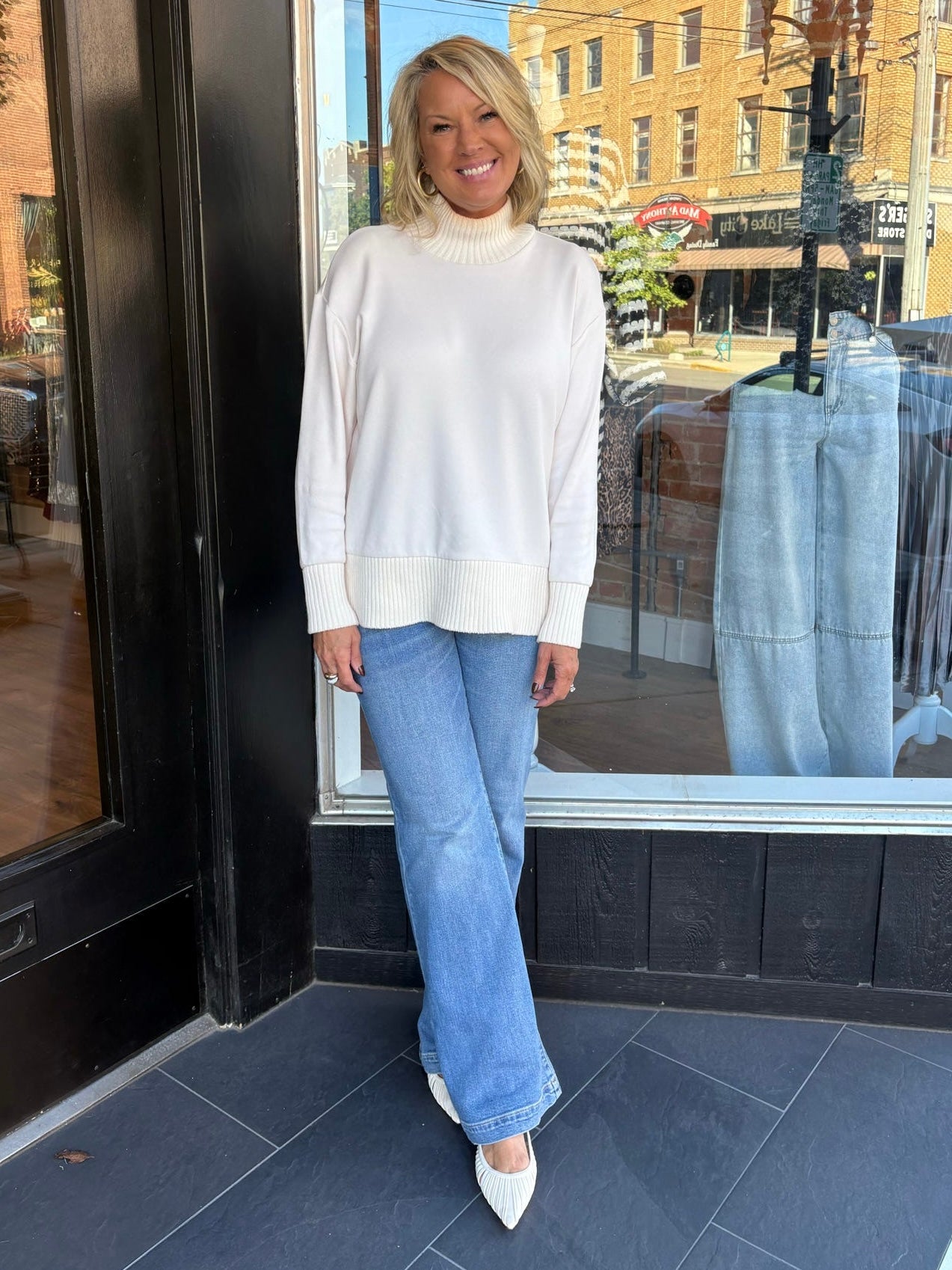 Sable Rib Sweatshirt Warm White