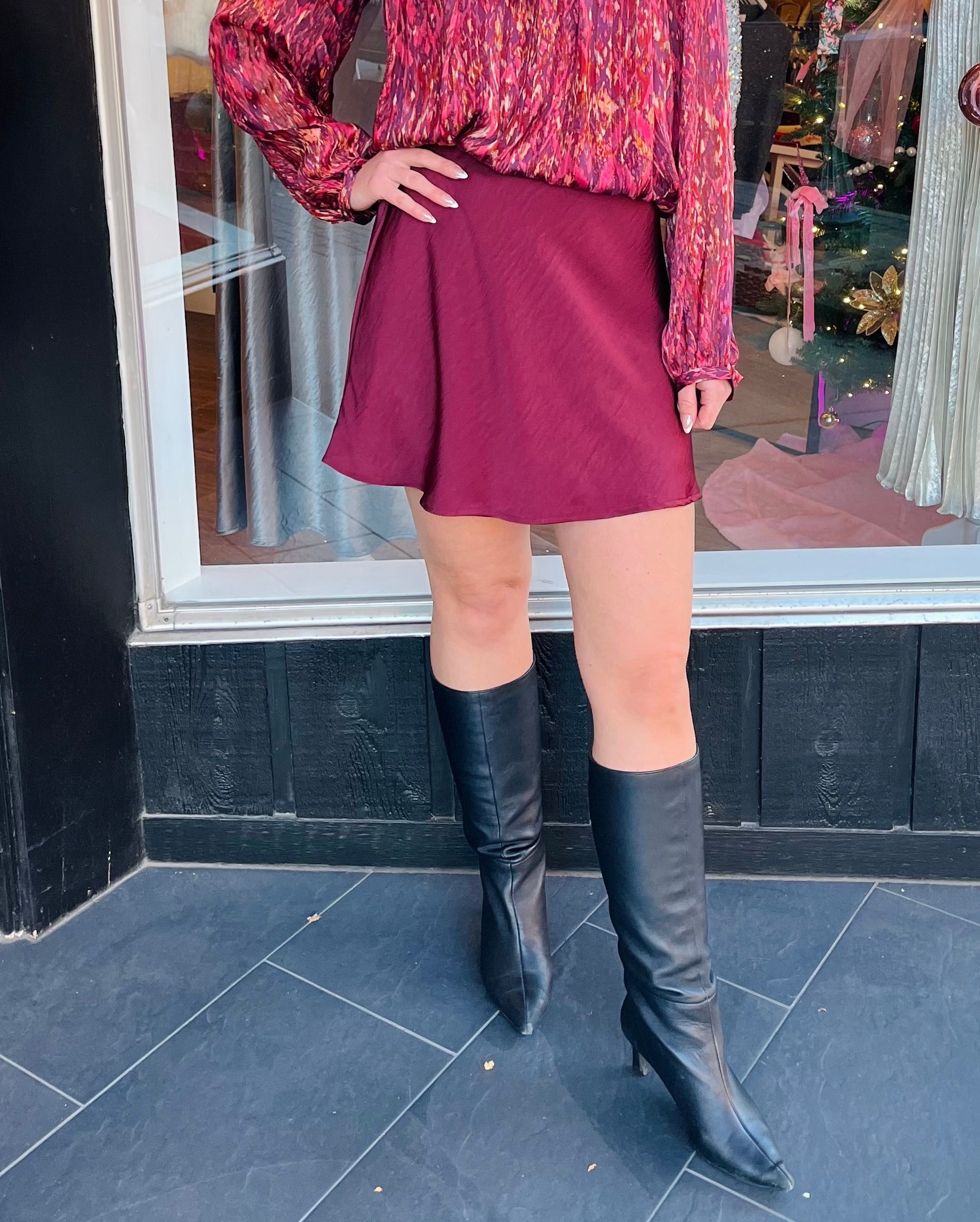 Chablis Mini Skirt Merlot