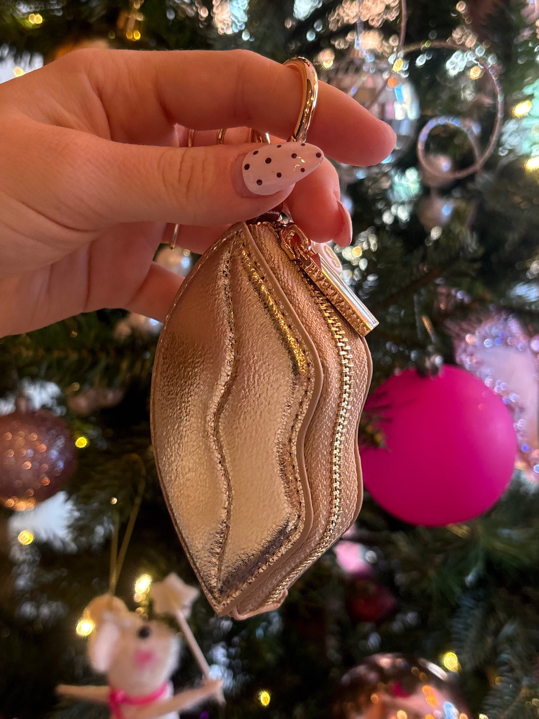 Kiss Coin Purse/Key Chain/Purse Charm